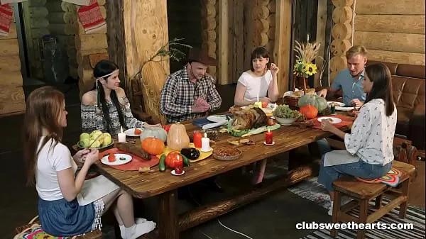 Grote Thanksgiving Dinner turns into Fucking Fiesta by ClubSweethearts video's in totaal