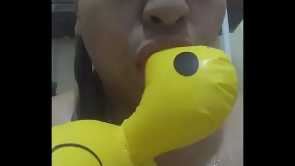 Große Naughty rubber duck Videos insgesamt