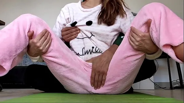 asian amateur real homemade teasing pussy and small tits fetish in pajamas Jumlah Video yang besar