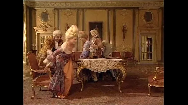 Büyük Laura Angel as XVIII century slut, amazing hot orgy toplam Video